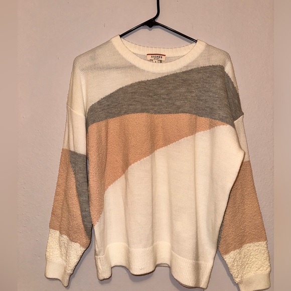 Andree sweater size s - Picture 1 of 3